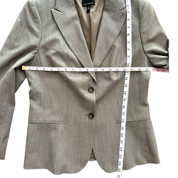 The Limited Gray Professional Pant Suit, Size 10 Blazer, size 4 pants - Picture 4 of 15